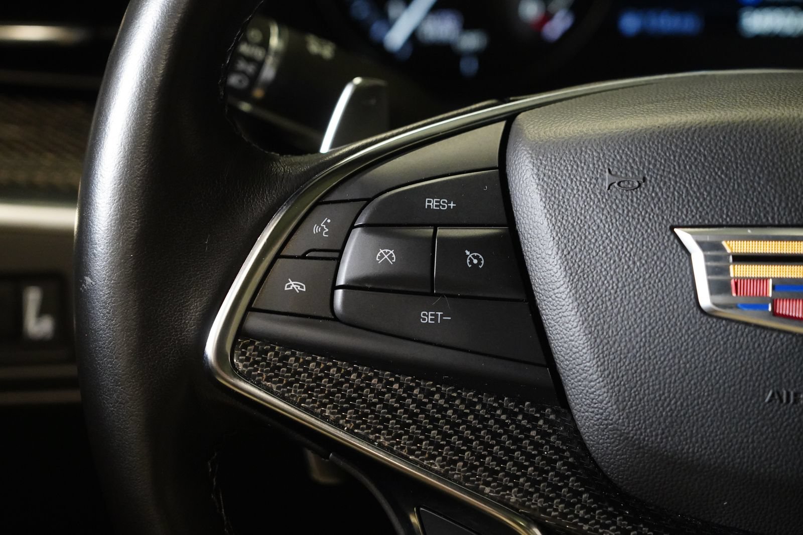 Used 2023 Cadillac XT5 Sportv w/ Technology Package AWD/4WD image 16