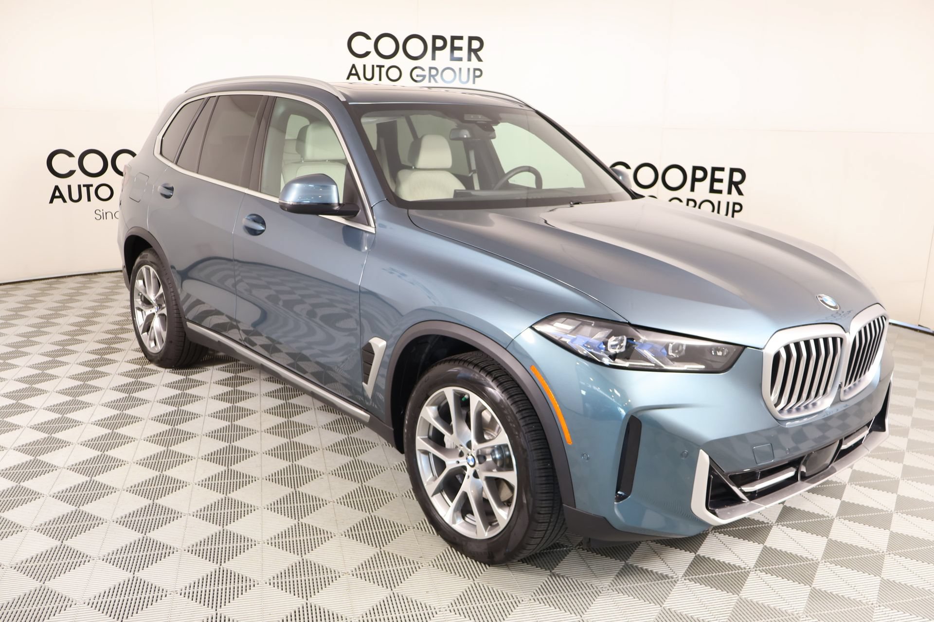 Used 2025 BMW X5 xDrive40i