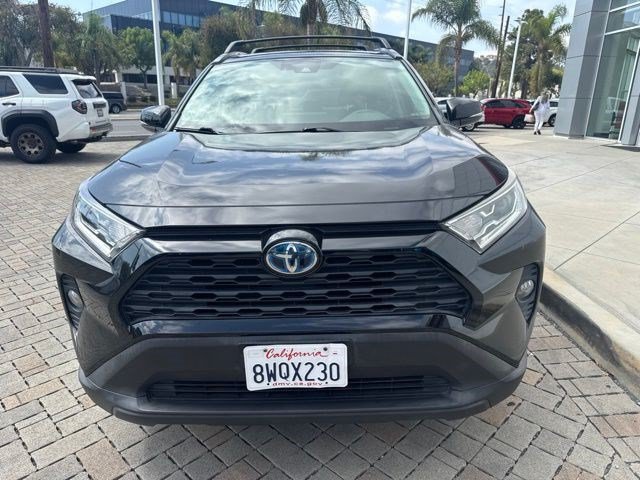 Used 2020 Toyota RAV4 XLE w/ Convenience Package AWD/4WD image 10