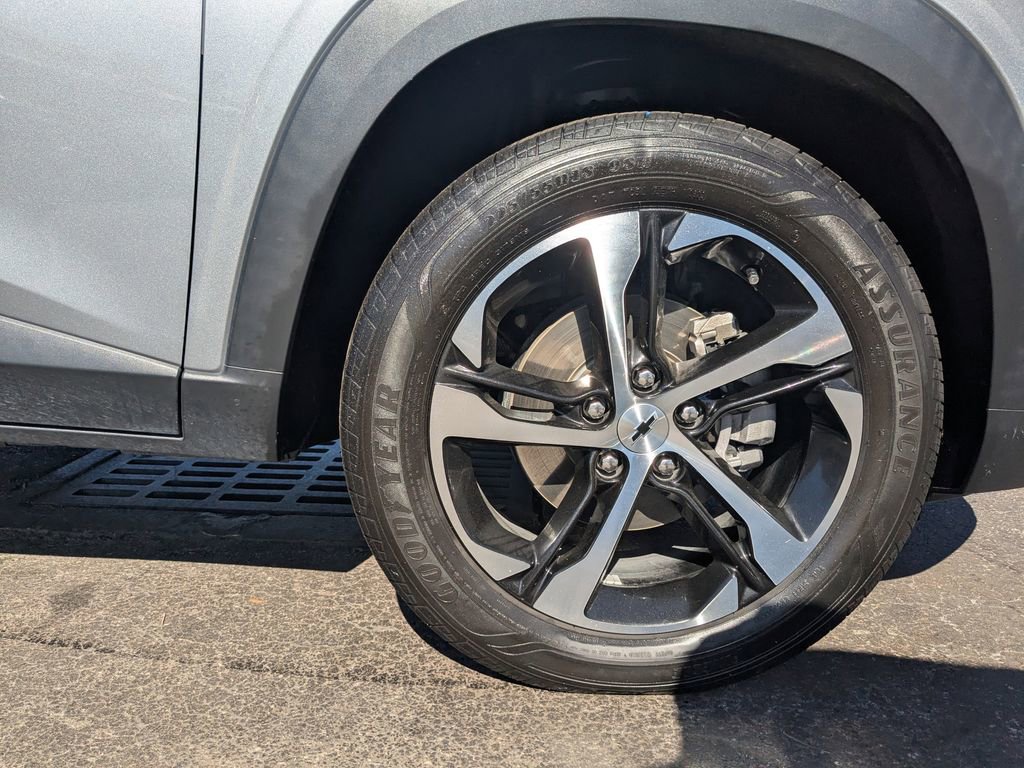 Used 2024 Chevrolet Trax RS w/ Driver Confidence Package image 21