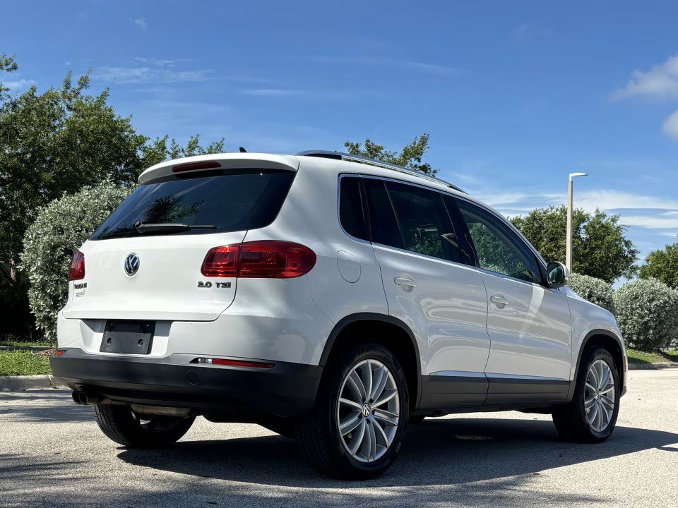 Used 2014 Volkswagen Tiguan SE FWD image 8