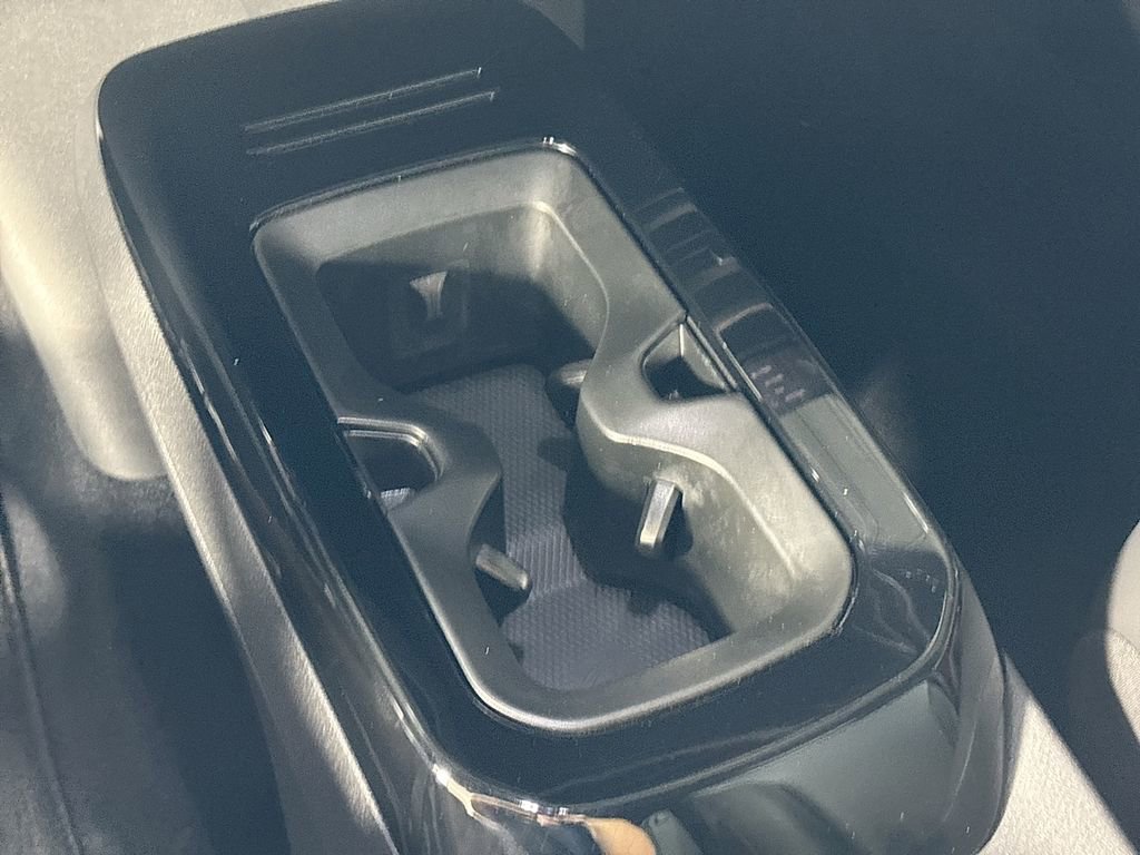 Certified 2021 Volkswagen ID.4 Pro S w/ Gradient Package image 16