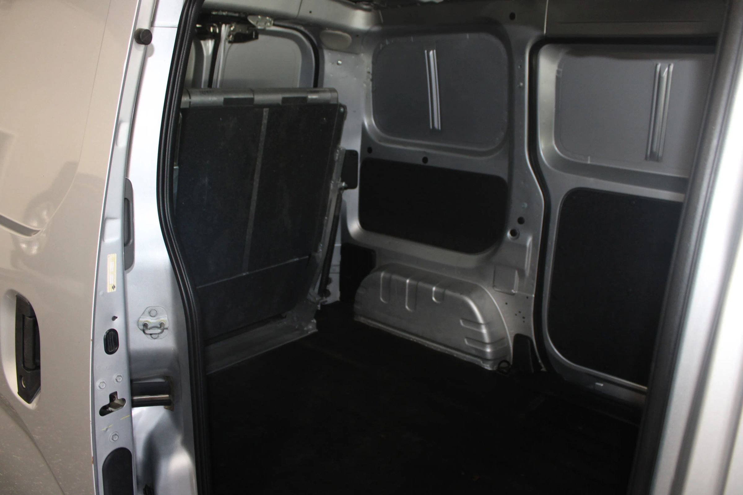 Used 2015 Chevrolet City Express LS FWD image 20