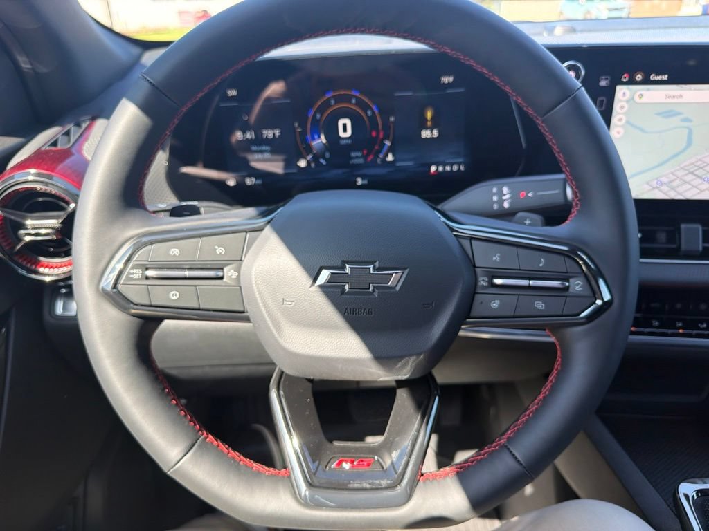 New 2026 Chevrolet Equinox RS w/ Convenience Package III FWD image 31