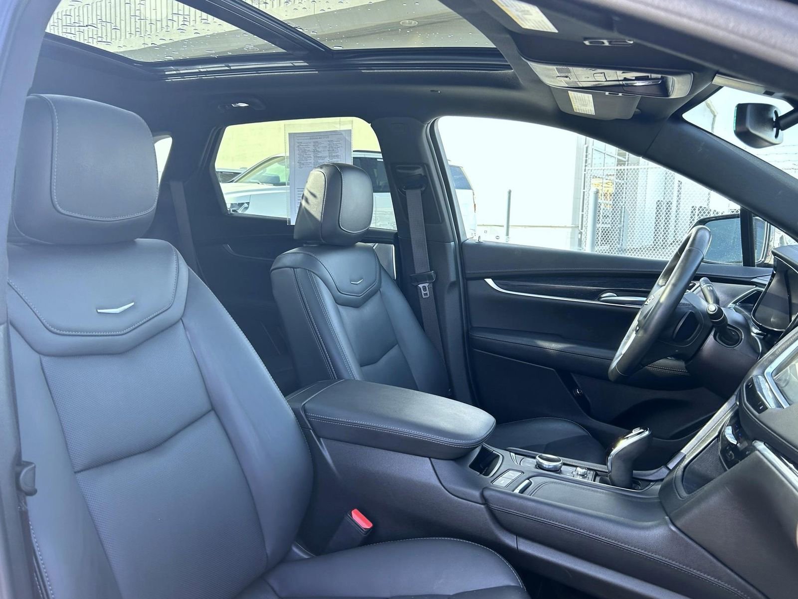 Certified 2023 Cadillac XT5 Premium Luxury w/ LPO, Floor Liner Package AWD/4WD image 19