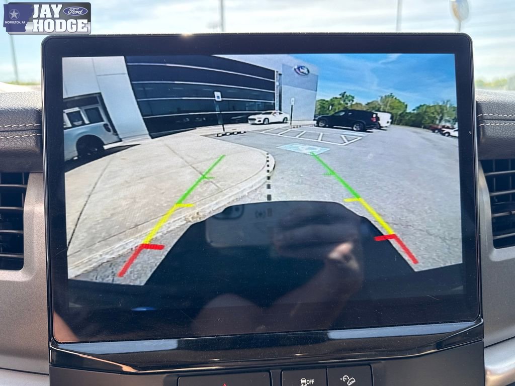 Used 2022 Ford Expedition XLT AWD/4WD image 24