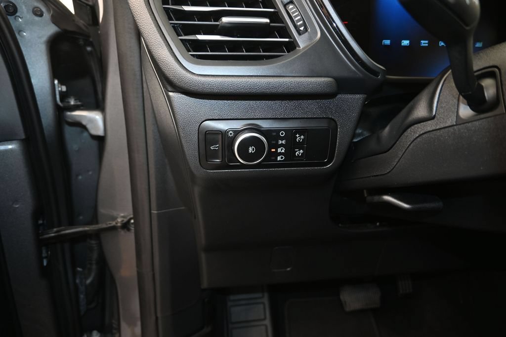 Used 2025 Ford Escape ST-Line Select AWD/4WD image 12