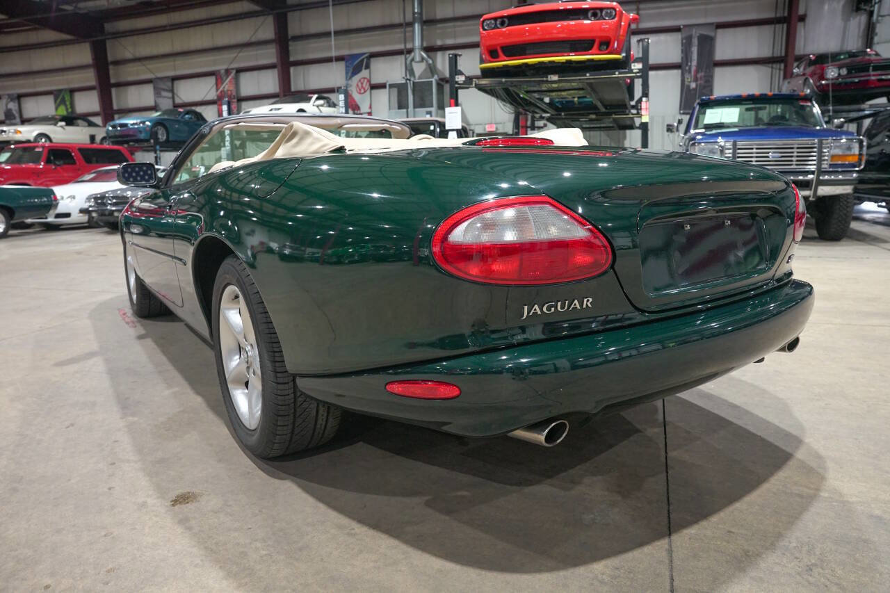 Used 2000 Jaguar XK8 Convertible RWD image 6