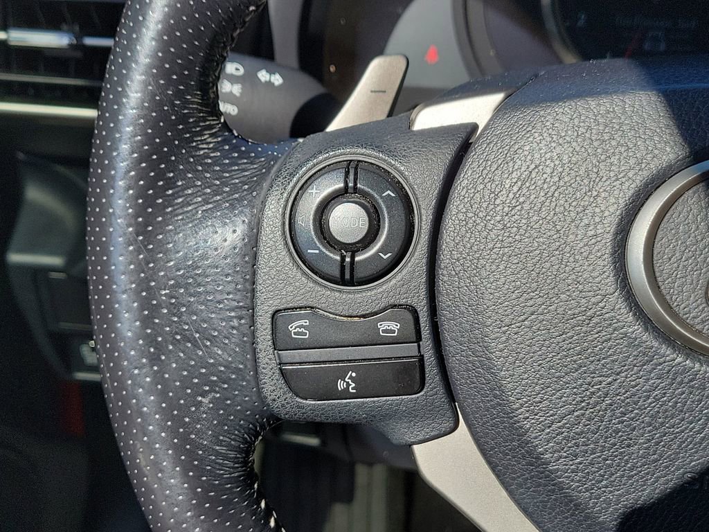 Used 2016 Lexus IS 350 image 28