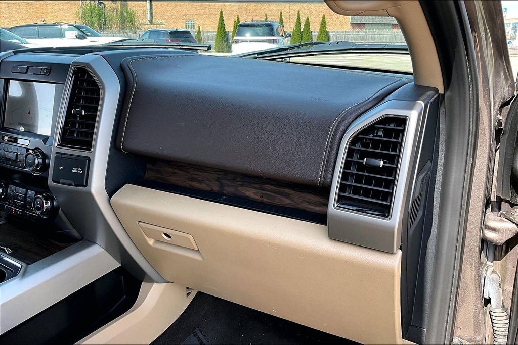 Used 2019 Ford F150 Lariat image 27