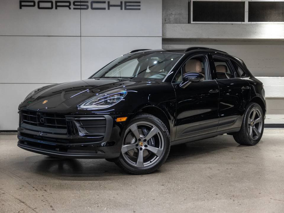 Certified 2026 Porsche Macan AWD/4WD image 1