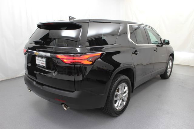 Used 2022 Chevrolet Traverse LS FWD image 12