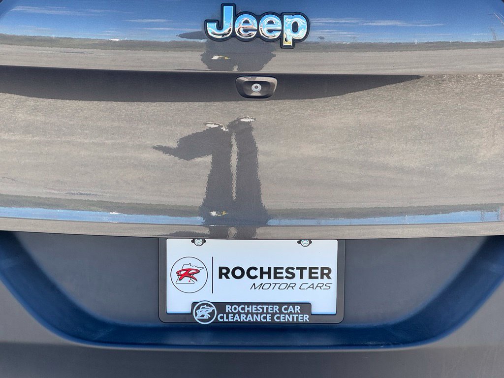 Used 2014 Jeep Cherokee Latitude w/ Comfort/Convenience Group AWD/4WD image 42
