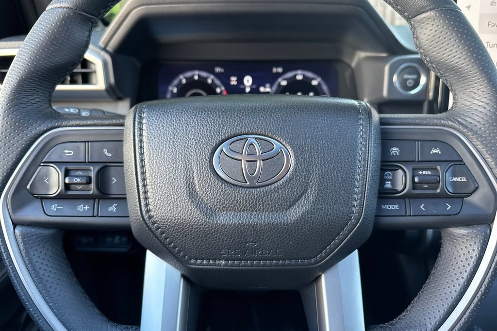 Certified 2025 Toyota 4Runner Platinum AWD/4WD image 22