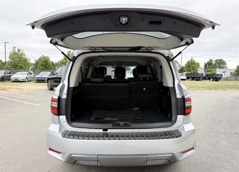 Used 2021 Nissan Armada SV AWD/4WD image 43