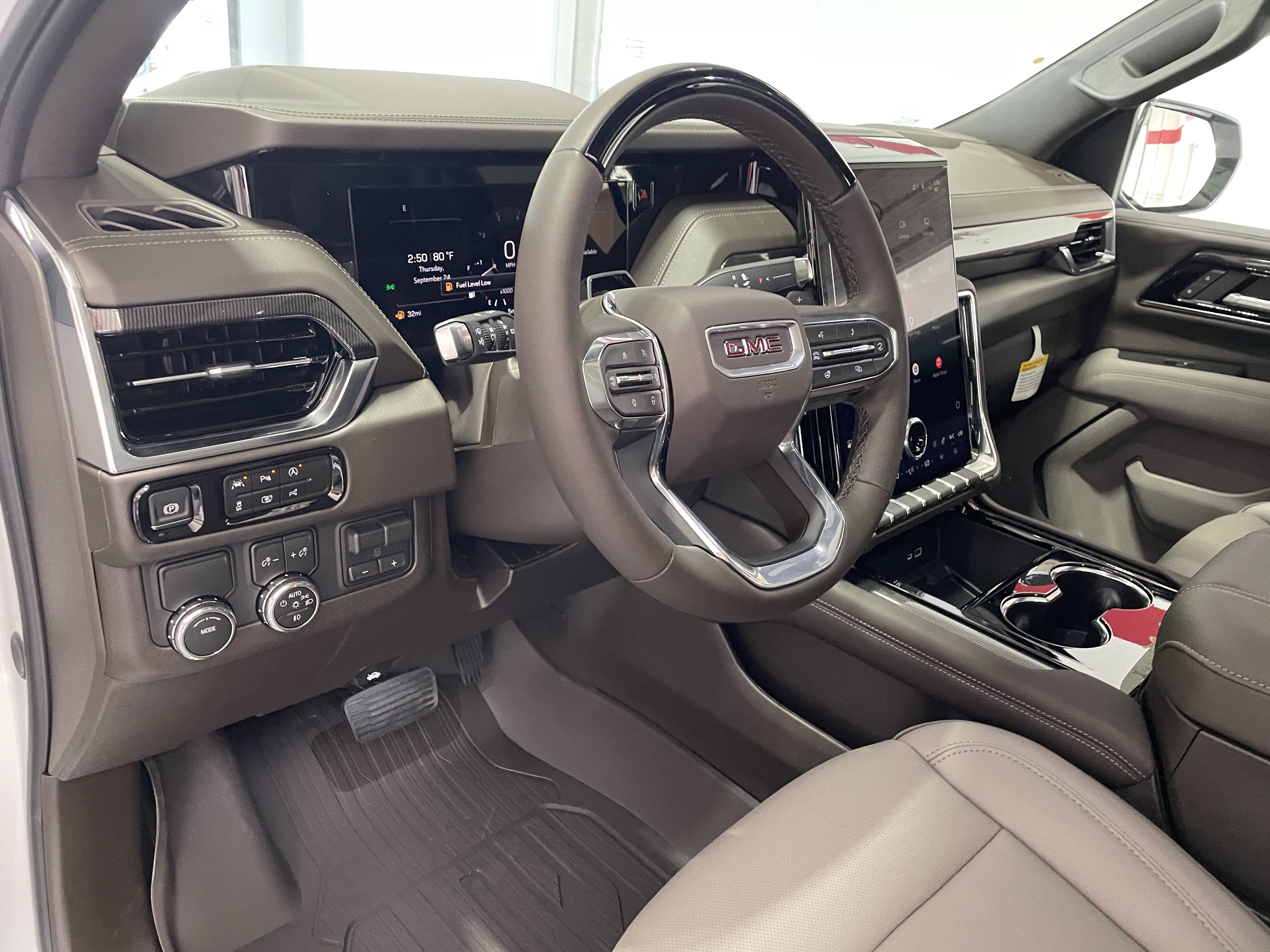 New 2027 GMC Yukon Elevation w/ Elevation Premium Package RWD image 18