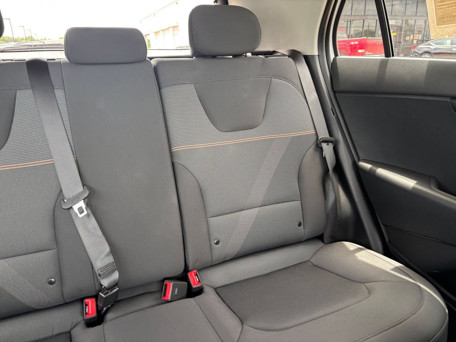 Used 2026 Kia Niro LX FWD image 35