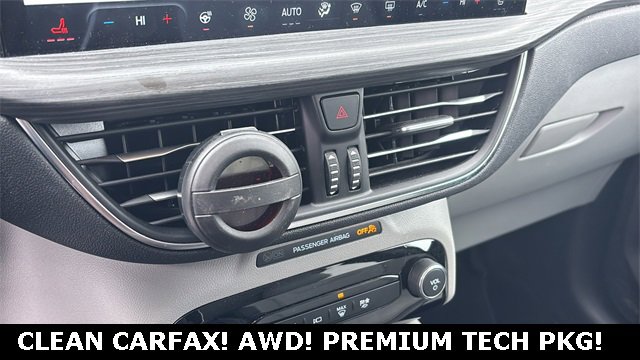 Used 2024 Ford Escape Platinum w/ Premium Technology Package image 18