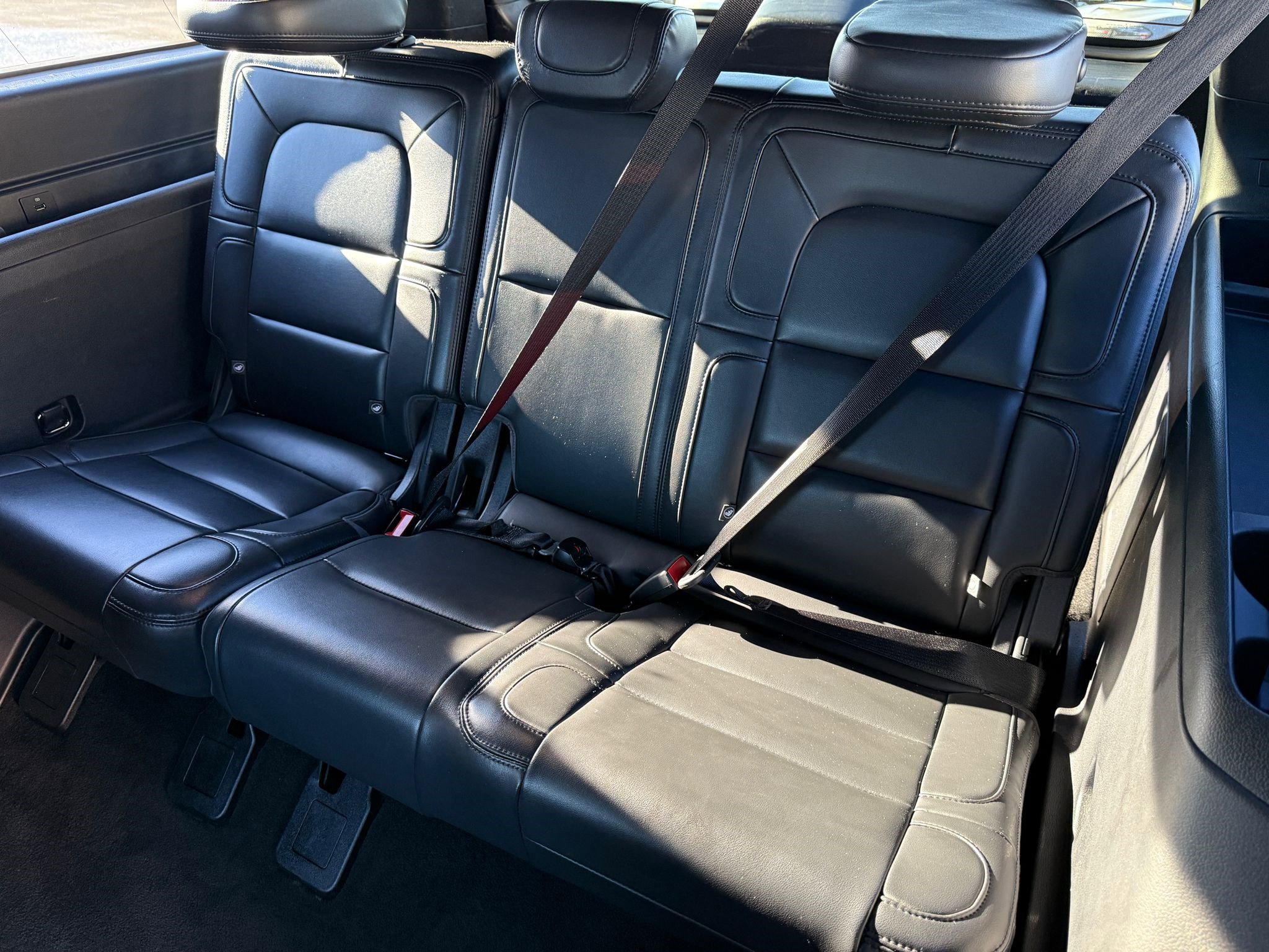 Used 2024 Lincoln Navigator L 4WD image 13