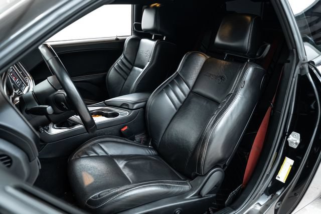 Used 2020 Dodge Challenger SRT Hellcat w/ Plus Package RWD image 17