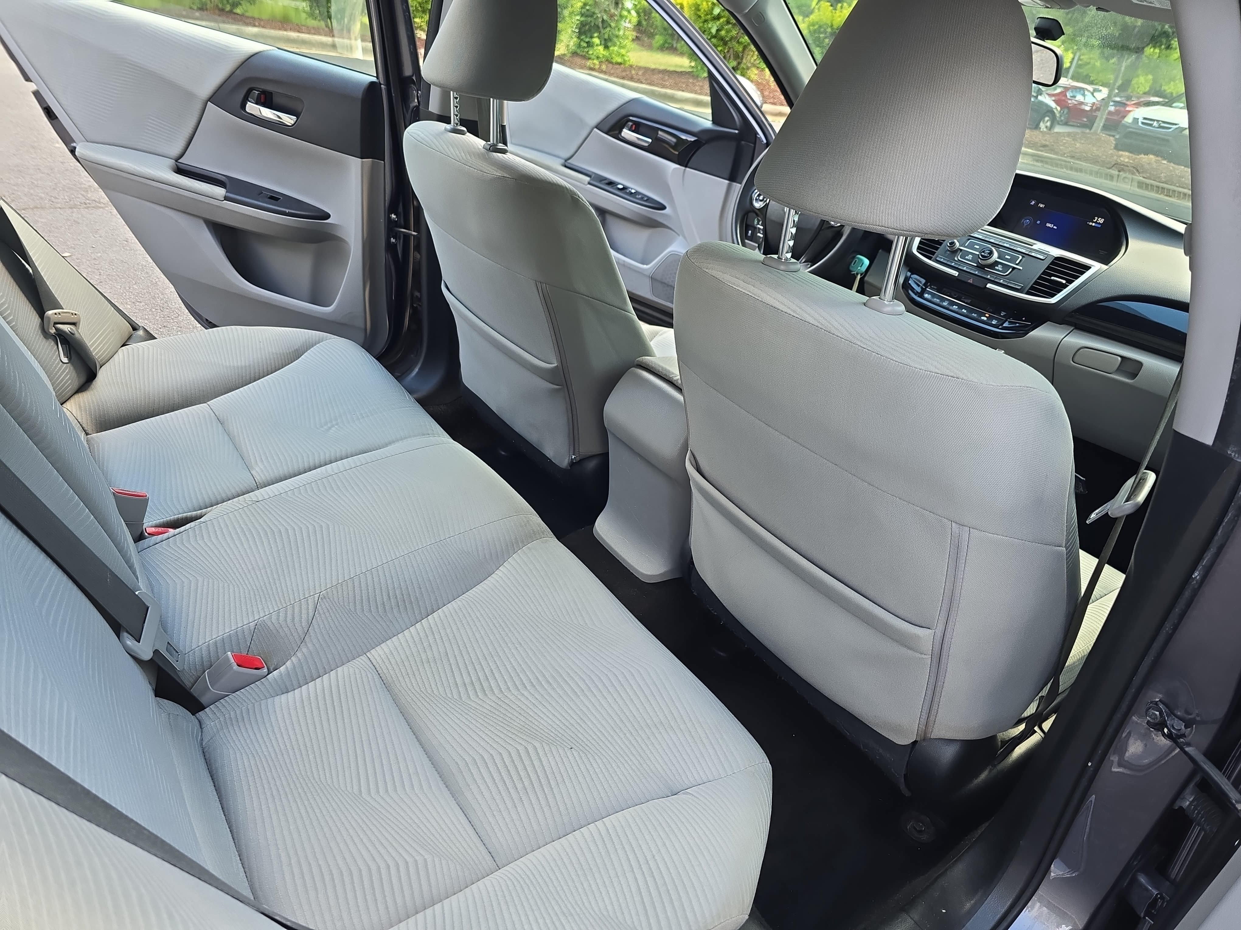 Used 2016 Honda Accord LX image 11