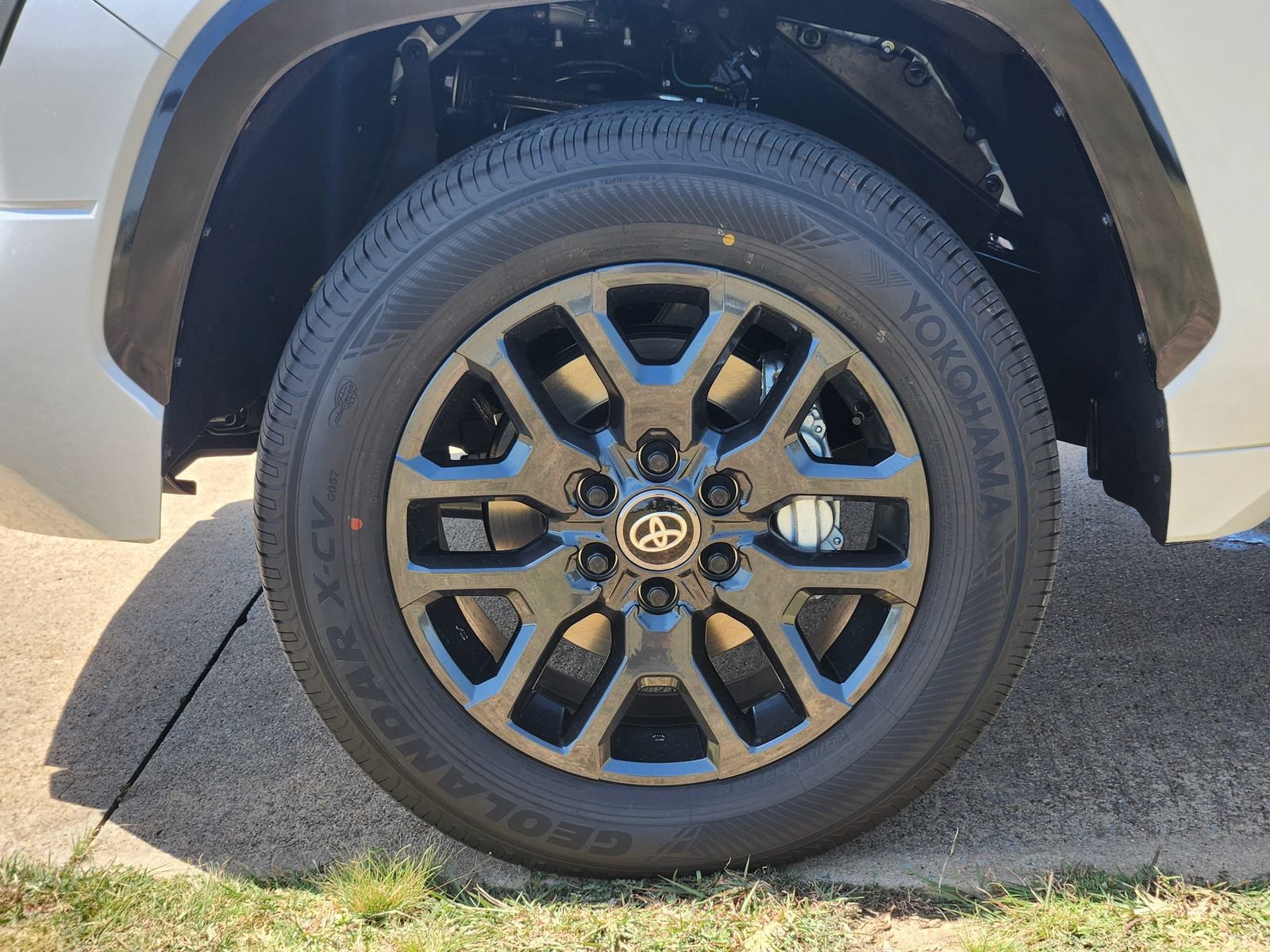 New 2026 Toyota Tundra Platinum AWD/4WD image 11