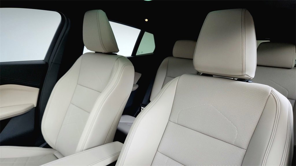 Used 2025 BMW X2 xDrive28i w/ Convenience Package image 41