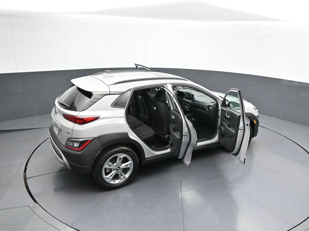 Certified 2022 Hyundai Kona SEL w/ Convenience Package AWD/4WD image 46