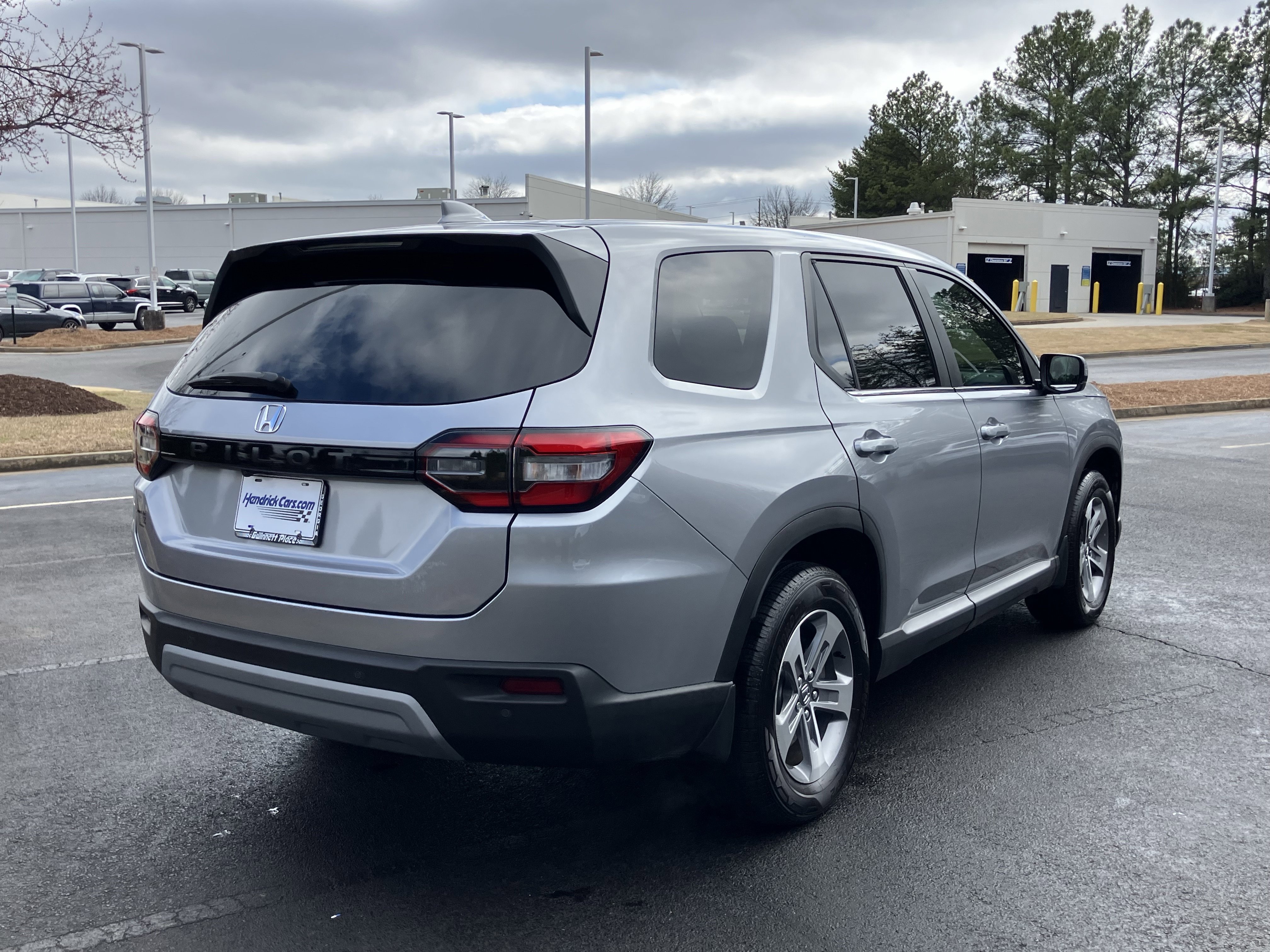 Certified 2025 Honda Pilot EX-L image 10