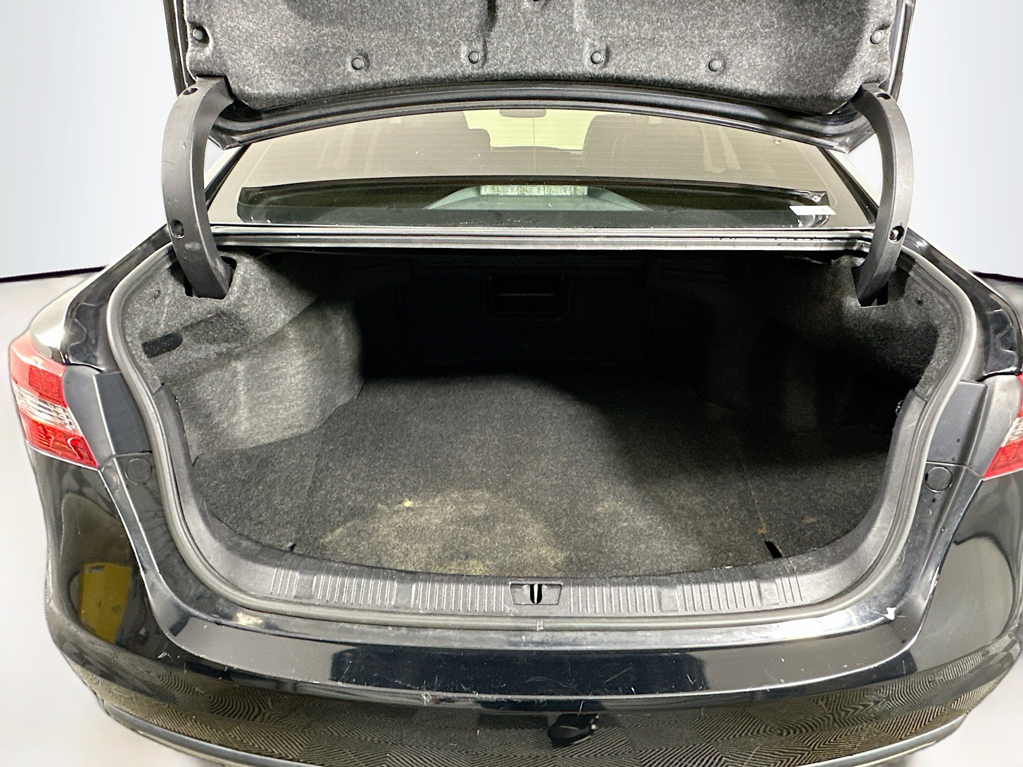 Used 2017 Toyota Avalon Limited FWD image 29