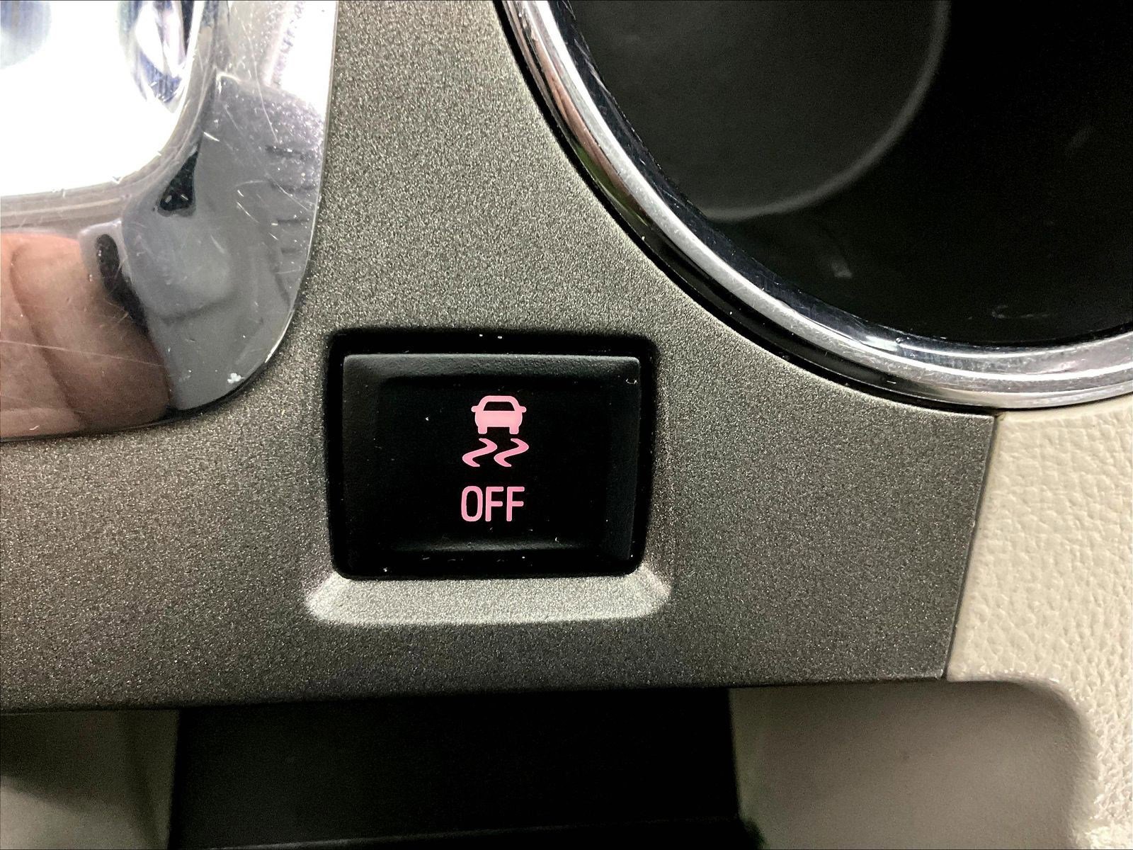 Used 2013 GMC Terrain SLT w/ Chrome and Technology Package FWD image 37