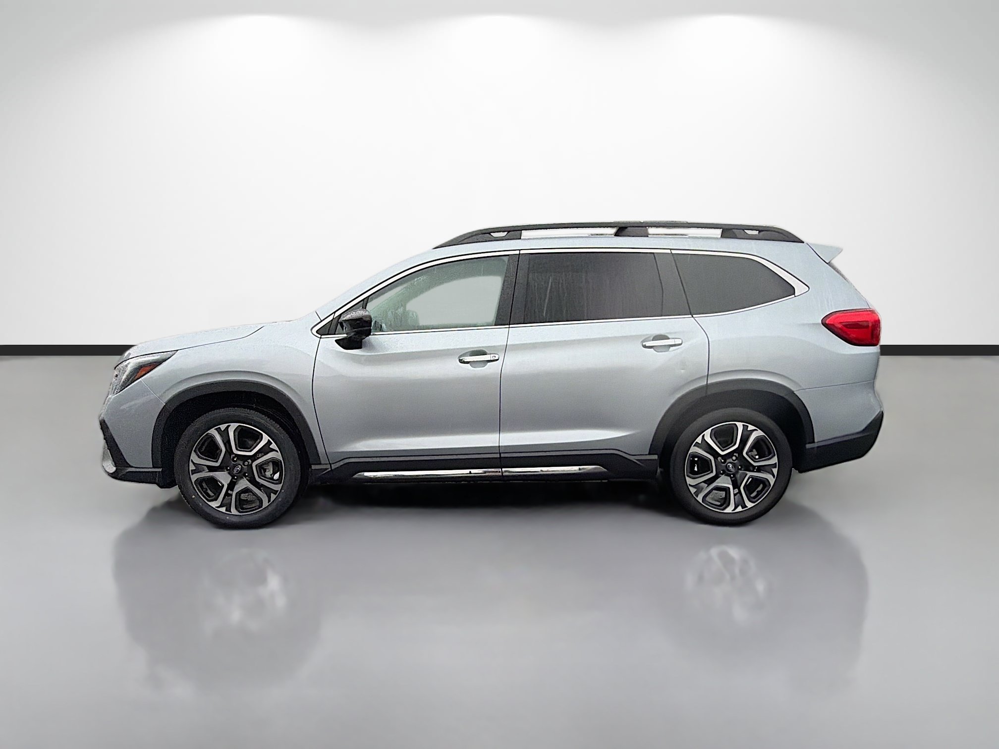 Used 2024 Subaru Ascent Touring AWD/4WD image 6