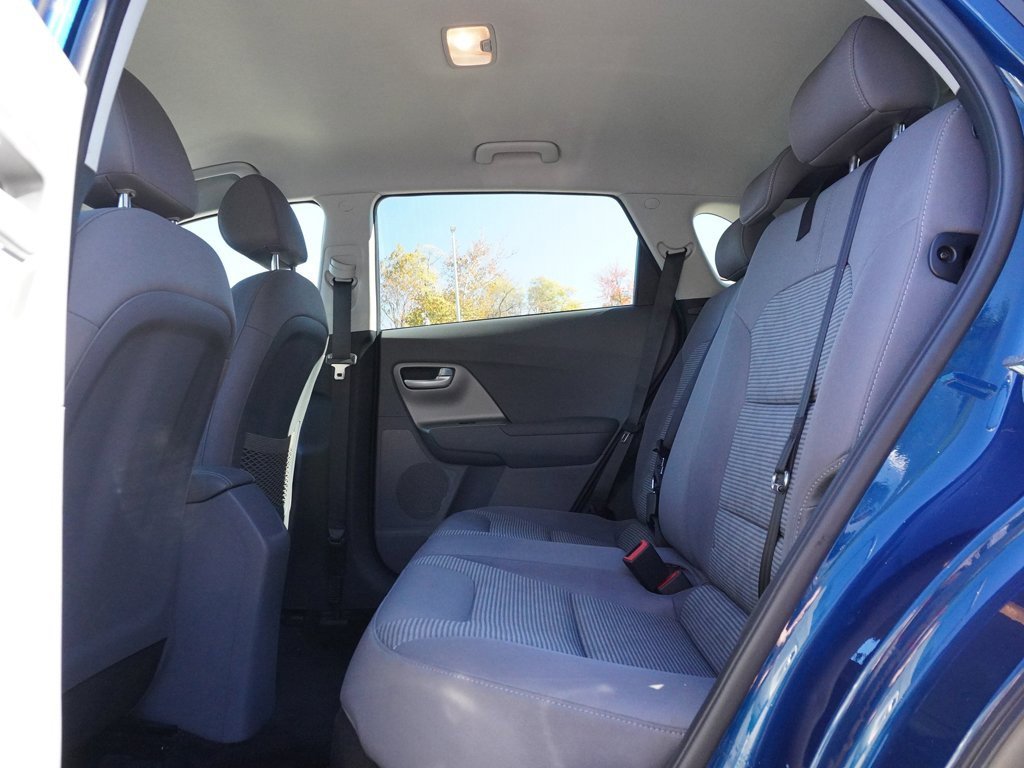 Used 2022 Kia Niro LX image 33