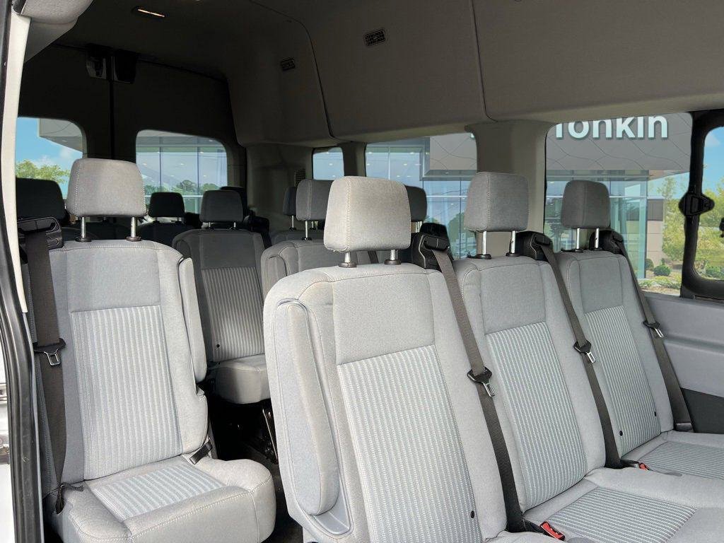 Used 2019 Ford Transit 350 XLT image 25