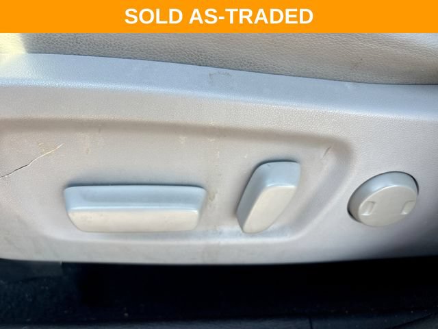 Used 2017 Toyota Highlander Plus AWD/4WD image 12