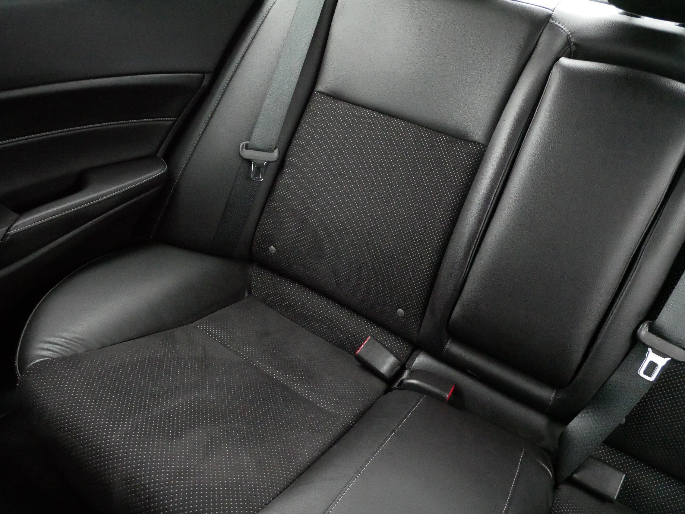 Used 2016 Acura ILX w/ Technology Plus & A-SPEC image 12