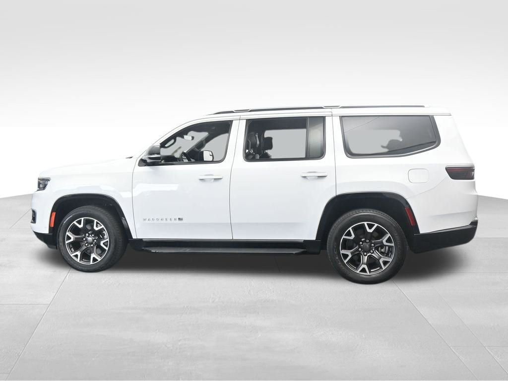 Used 2023 Jeep Wagoneer Series III w/ Preferred Equipment Group image 3