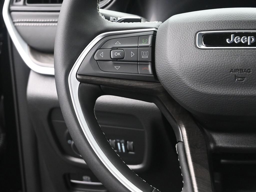 New 2026 Jeep Grand Cherokee Limited image 30