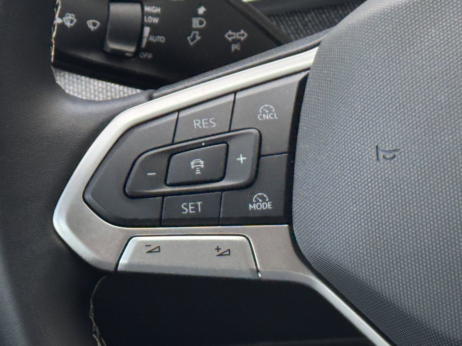 New 2025 Volkswagen Tiguan S image 13