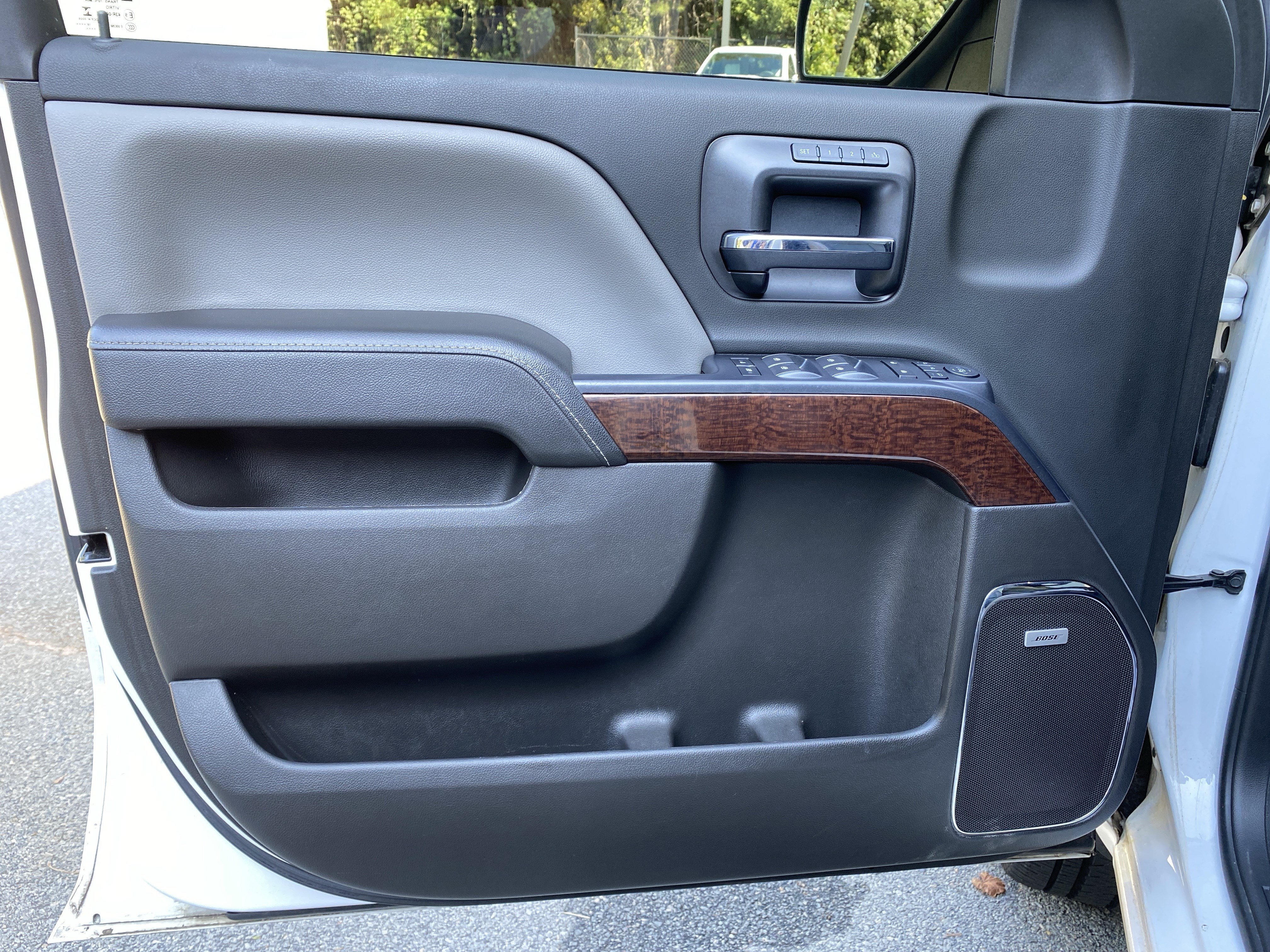 Used 2018 GMC Sierra 1500 SLT AWD/4WD image 15