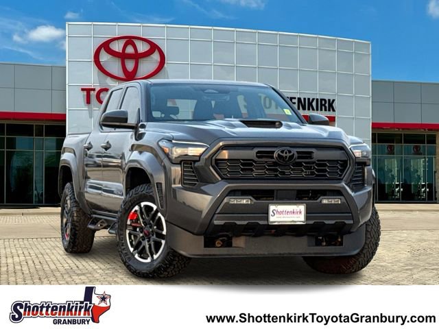 Used 2025 Toyota Tacoma TRD Sport AWD/4WD image 1