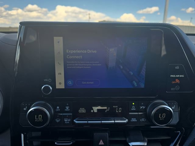 Used 2025 Toyota Highlander XSE image 23