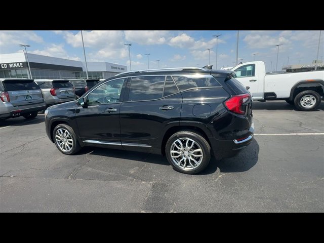Used 2022 GMC Terrain Denali AWD/4WD image 6