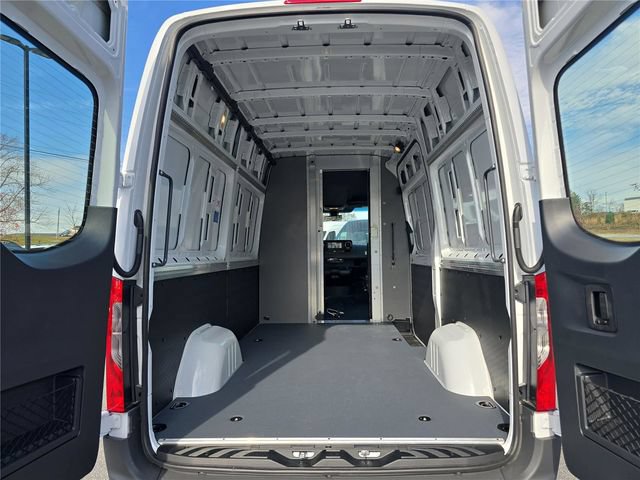 New 2026 Mercedes-Benz Sprinter 2500 image 10