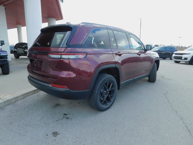 New 2026 Jeep Grand Cherokee Altitude AWD/4WD image 28