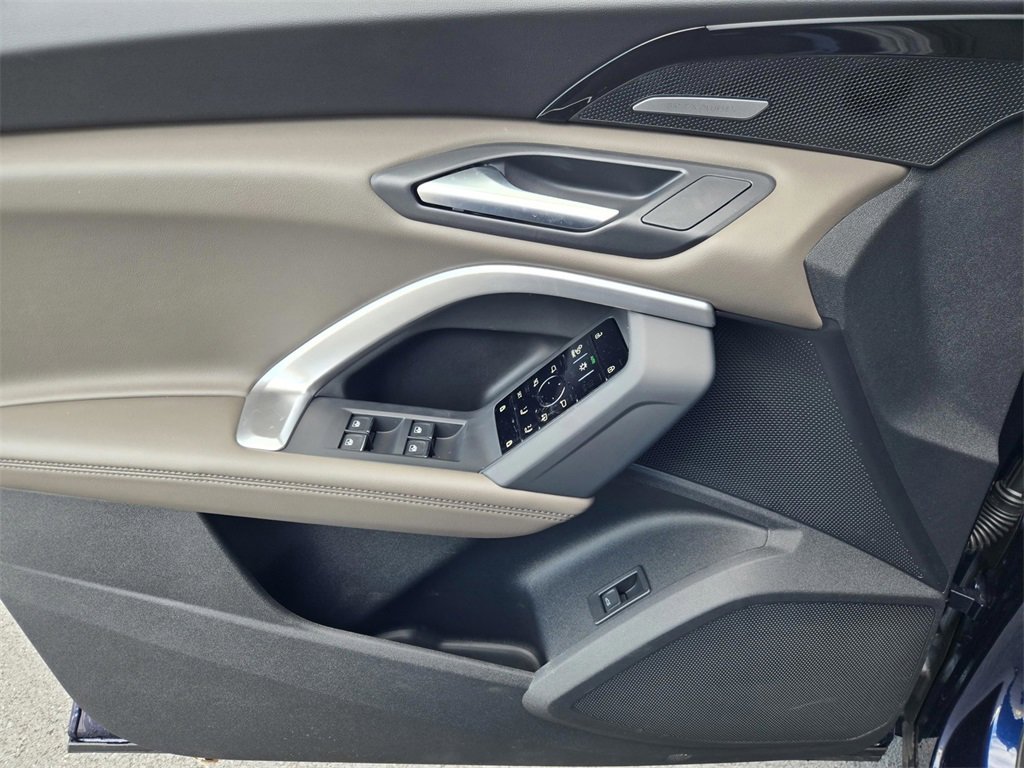 New 2025 Audi Q5 2.0T Premium Plus image 17