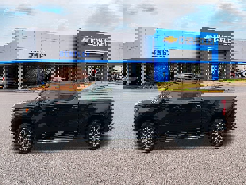 New 2026 Chevrolet Silverado 1500 LT image 2