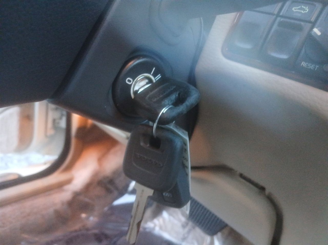 Used 1999 Volvo C70 LT image 51