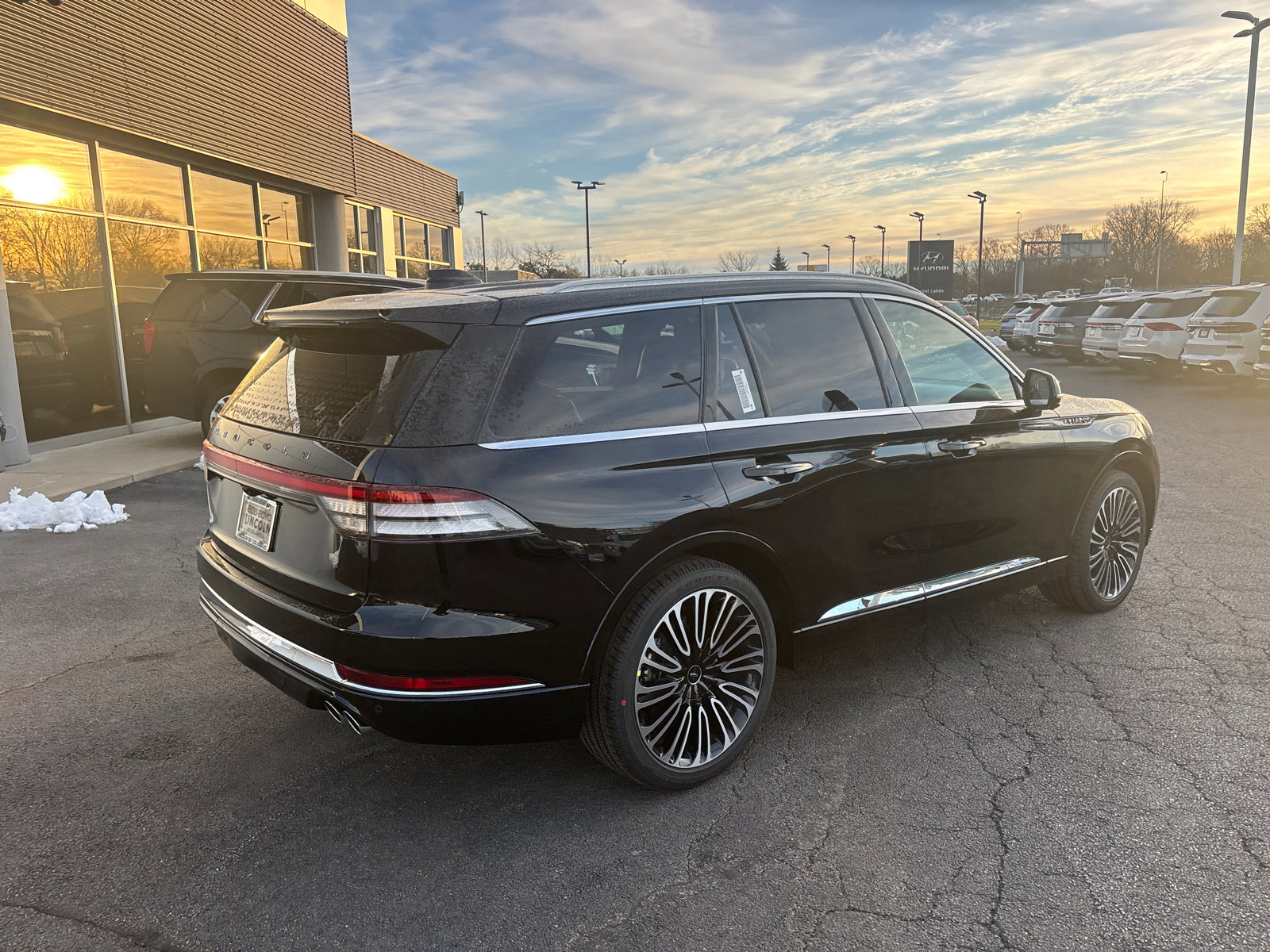 New 2026 Lincoln Aviator Black Label w/ Dynamic Handling Package image 7
