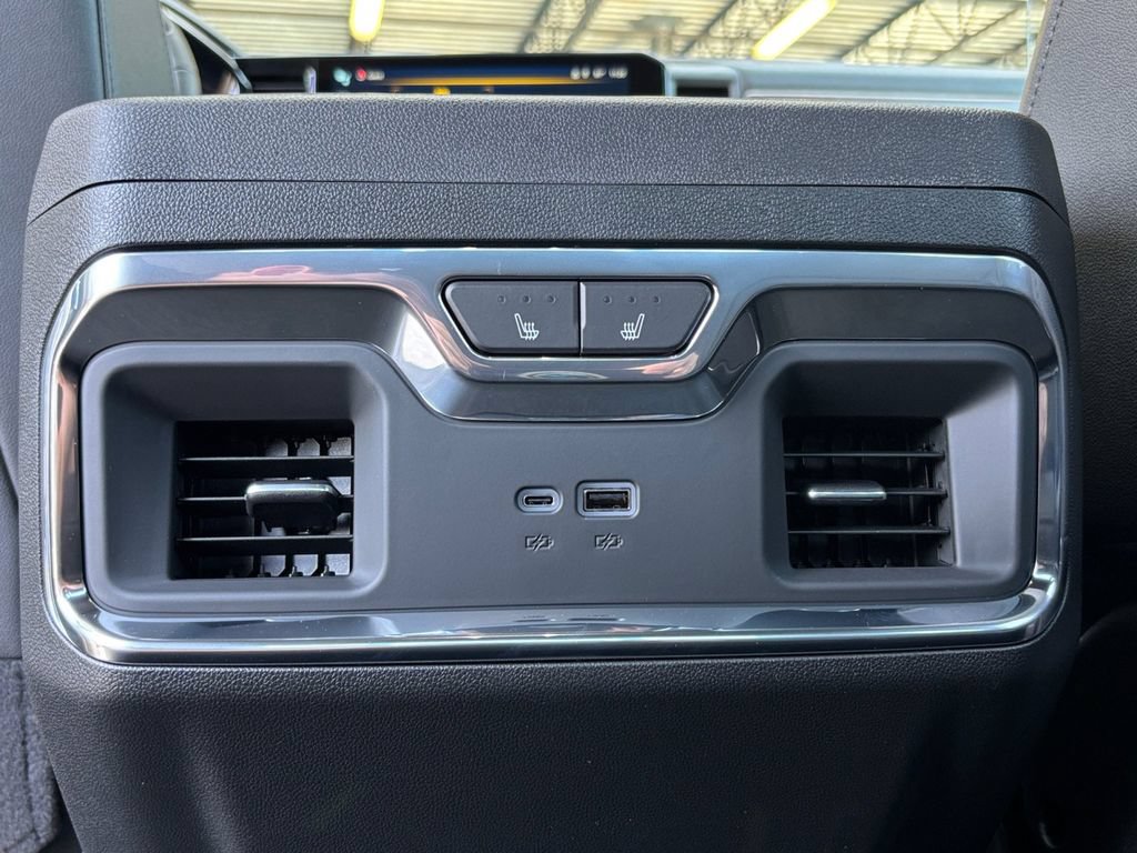 New 2026 Chevrolet Silverado 1500 High Country AWD/4WD image 31